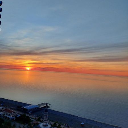 Apartament Номера На Высоких Этажах 24,31 Batumi Zewnętrze zdjęcie