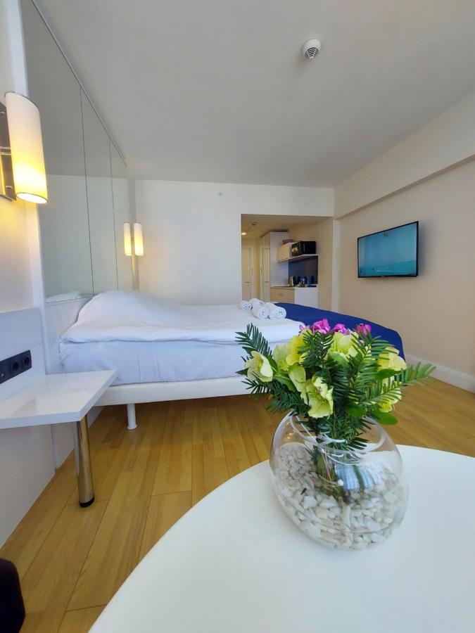 Apartament Номера На Высоких Этажах 24,31 Batumi Zewnętrze zdjęcie