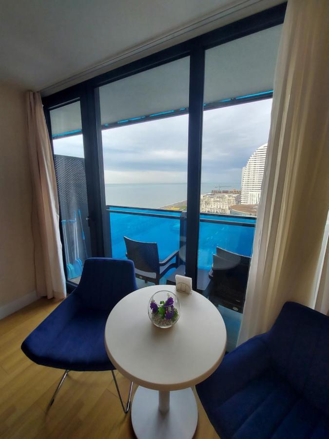 Apartament Номера На Высоких Этажах 24,31 Batumi Zewnętrze zdjęcie