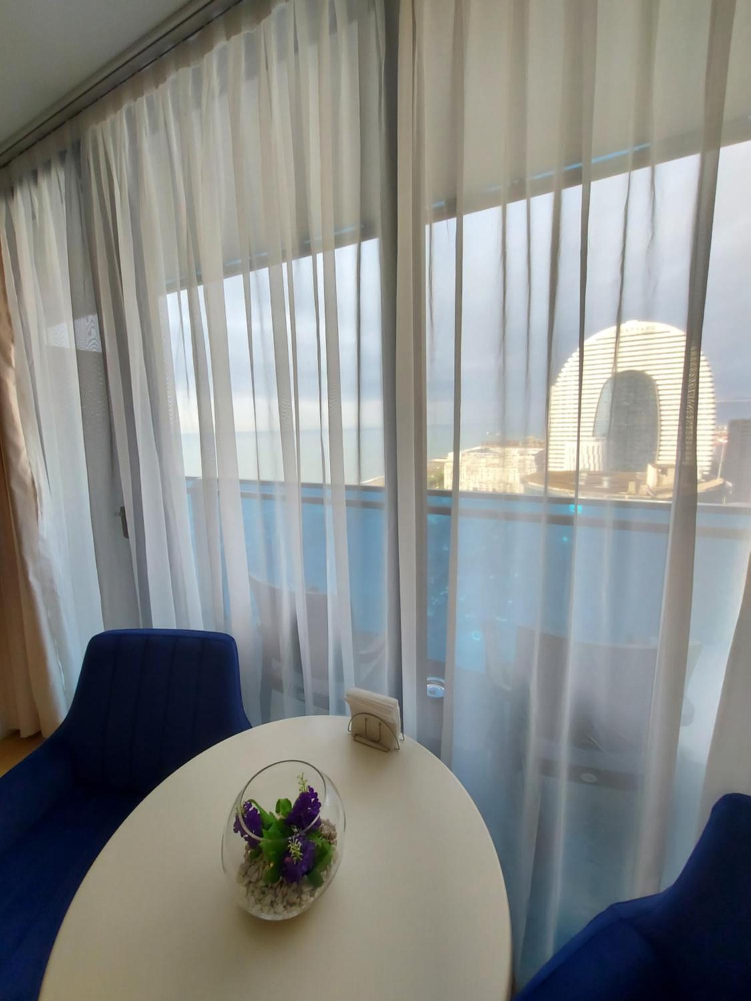 Apartament Номера На Высоких Этажах 24,31 Batumi Pokój zdjęcie